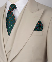 Load image into Gallery viewer, Cream Classic Vest Suit With Gold Buttons