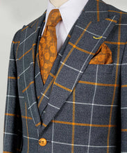 Load image into Gallery viewer, Classic Vest Suit