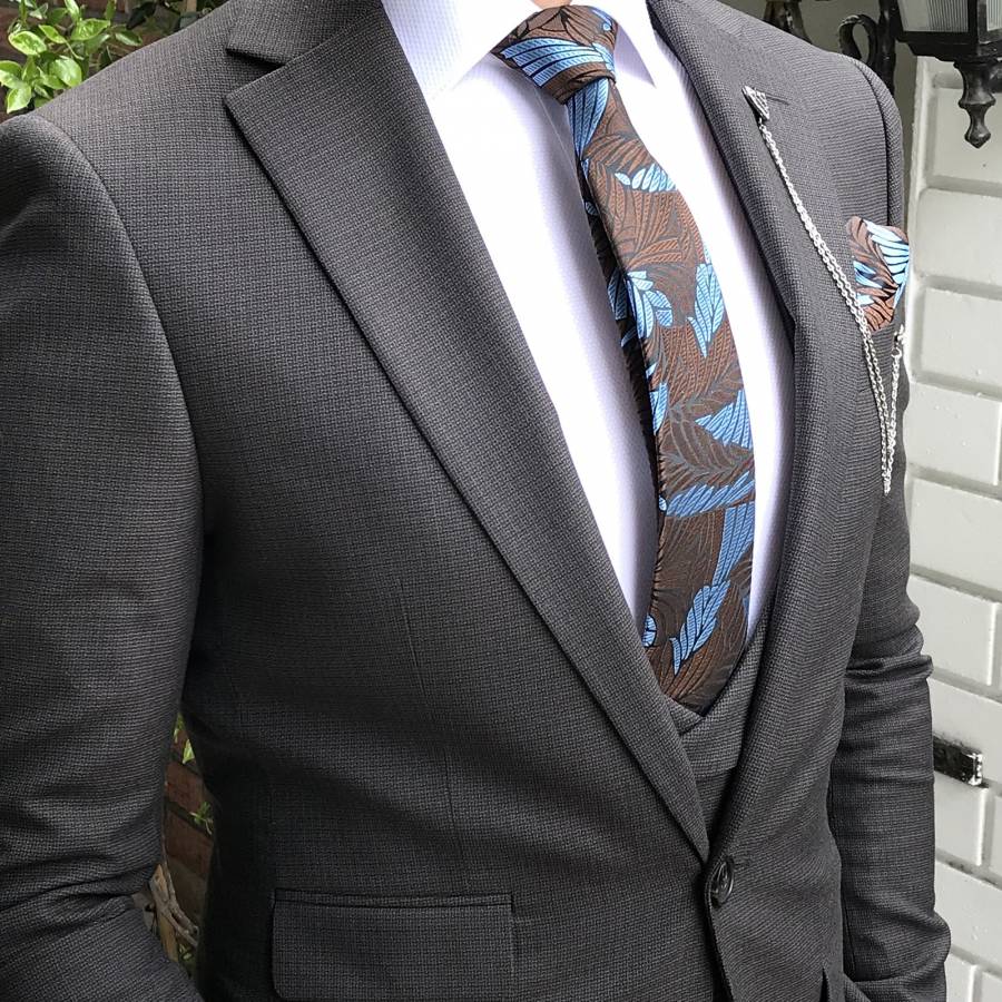 Charcoal Gray 3-Piece Suit (Long) 6.3543